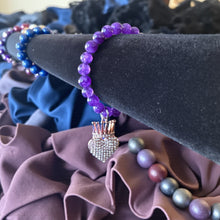 Load image into Gallery viewer, 8mm Purple Beaded Bracelet with Heart Charm with Crown
