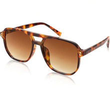 Load image into Gallery viewer, Tortoise Shell Aviator Sunglasses
