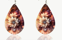 Load image into Gallery viewer, Flower Bohemian Wooden Small Water Drop Earrings

