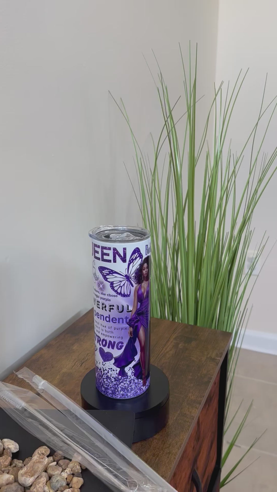 20oz Purple Powerful, Strong and Independent Queen